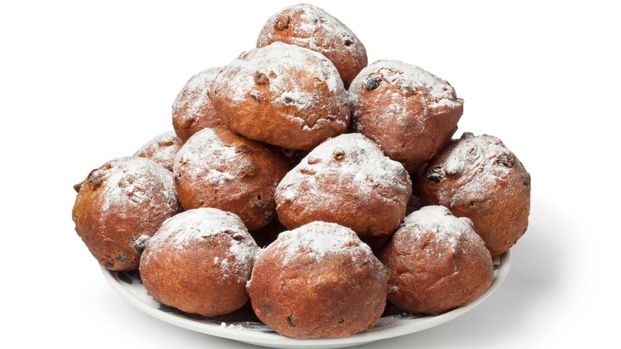 Giới thiệu về bánh Oliebollen