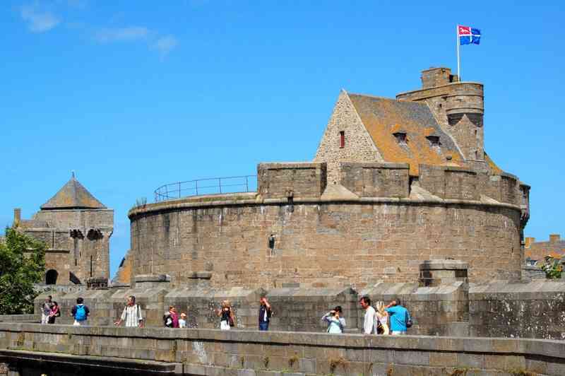 Pháo đài Saint Malo nổi tiếng