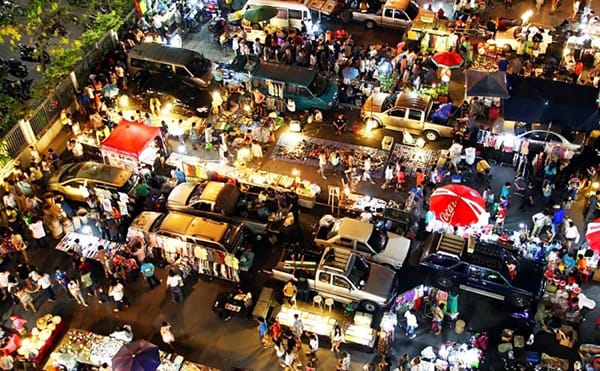 Chợ đèn pin Khlong Thom